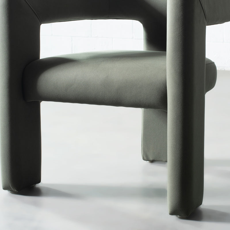MEZE - Chaise longue en tissu vert