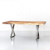 table en bois de Suar avec pieds X chromés/naturel