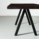 Table à coupe droite en bois massif d'acacia avec pieds pyramidaux noirs/noyer miel