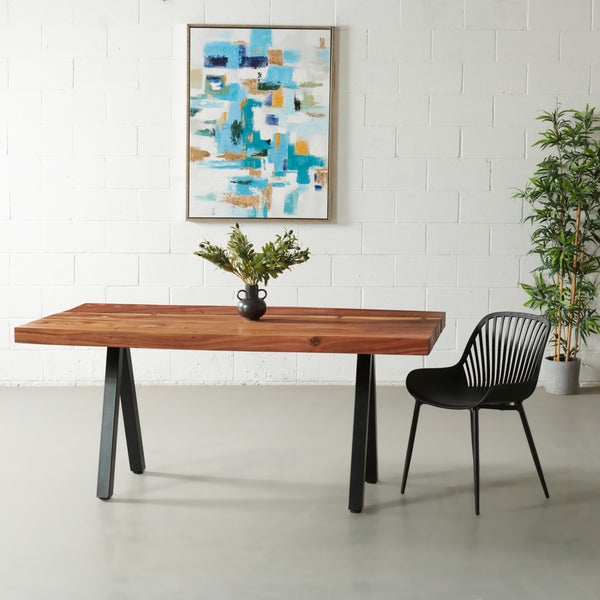 Table à coupe droite en bois massif Suar avec pieds pyramidaux noirs/couleur naturelle