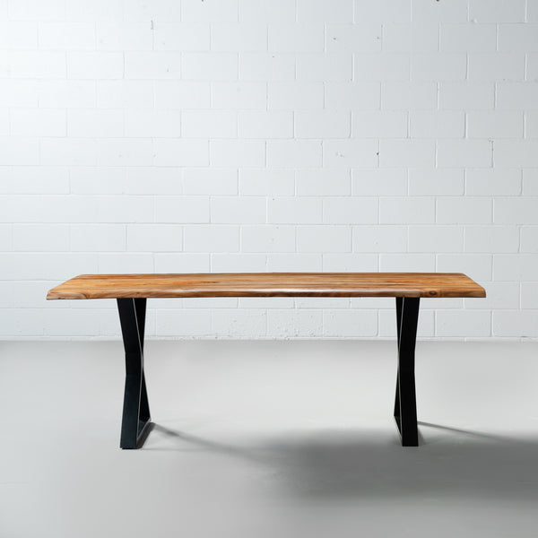 CARIBOO - table en bois de Palissandre avec pieds X noirs