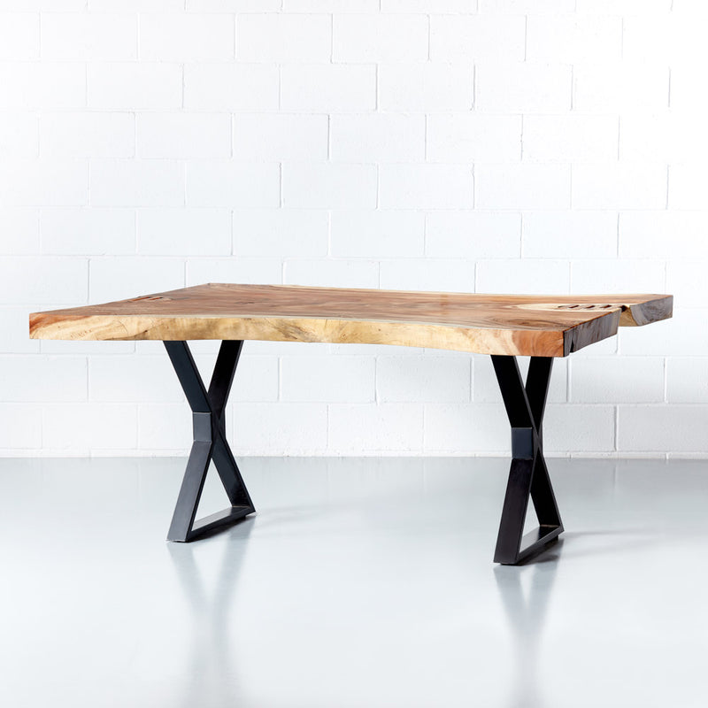 CENTURY - centenaire table en bois de Suar